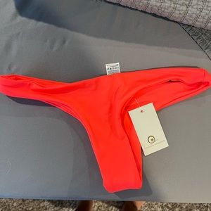 Plumeria swim bottoms new with tags